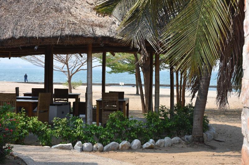 Hotel Club Du Lac Tanganyika image