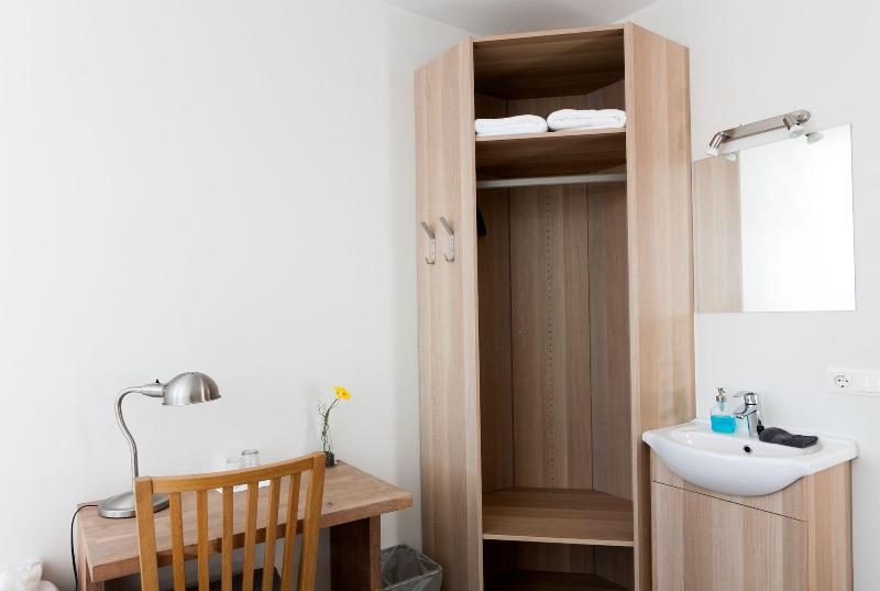Kef Guesthouse by Keflavík airport image