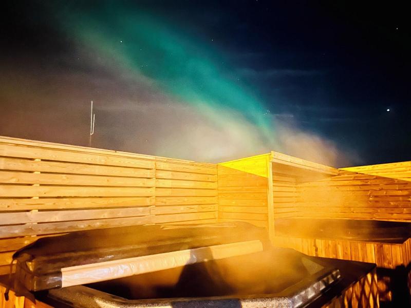 Arctic Wind image
