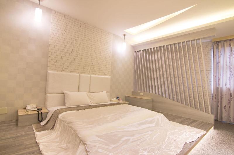 Shihua Motel image