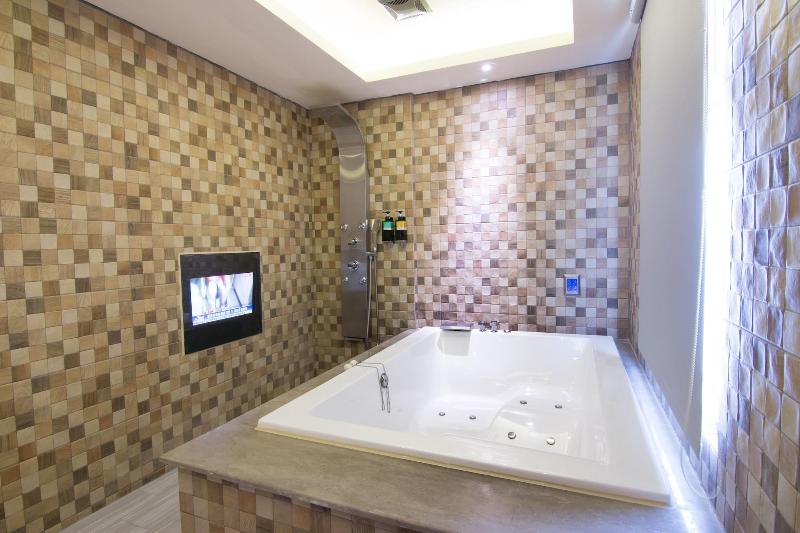 Shihua Motel image
