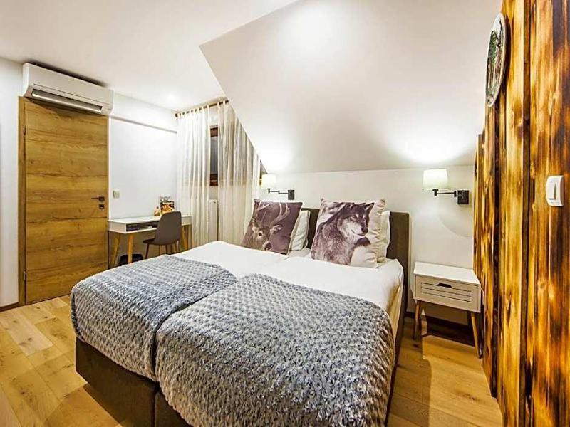 Hotel Pok image