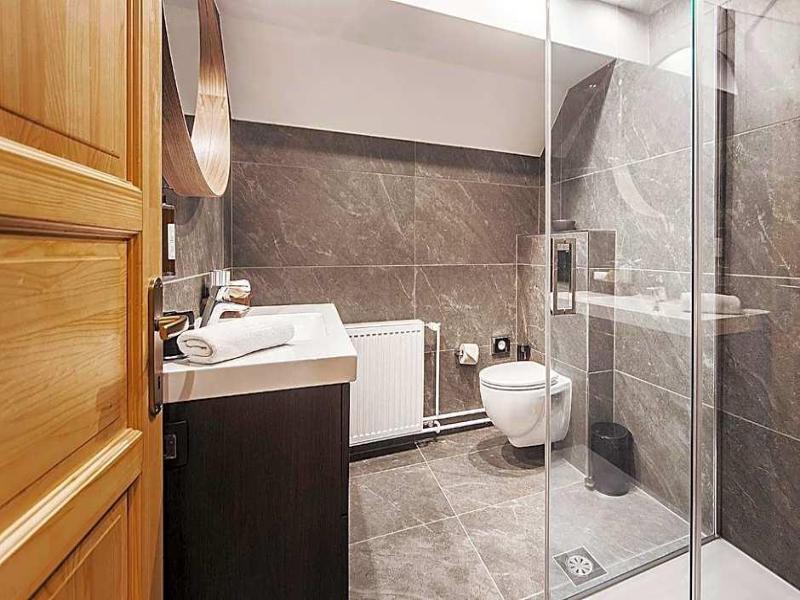 Hotel Pok image