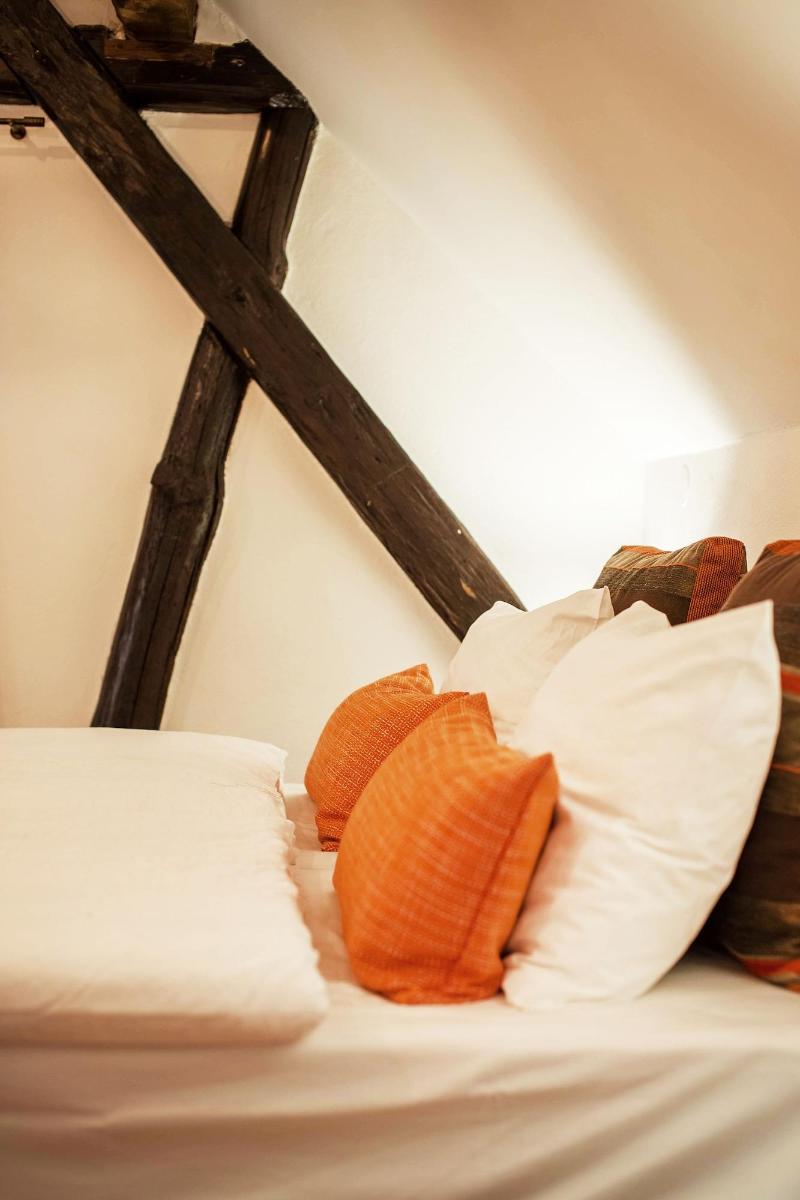 Hotel Pok image