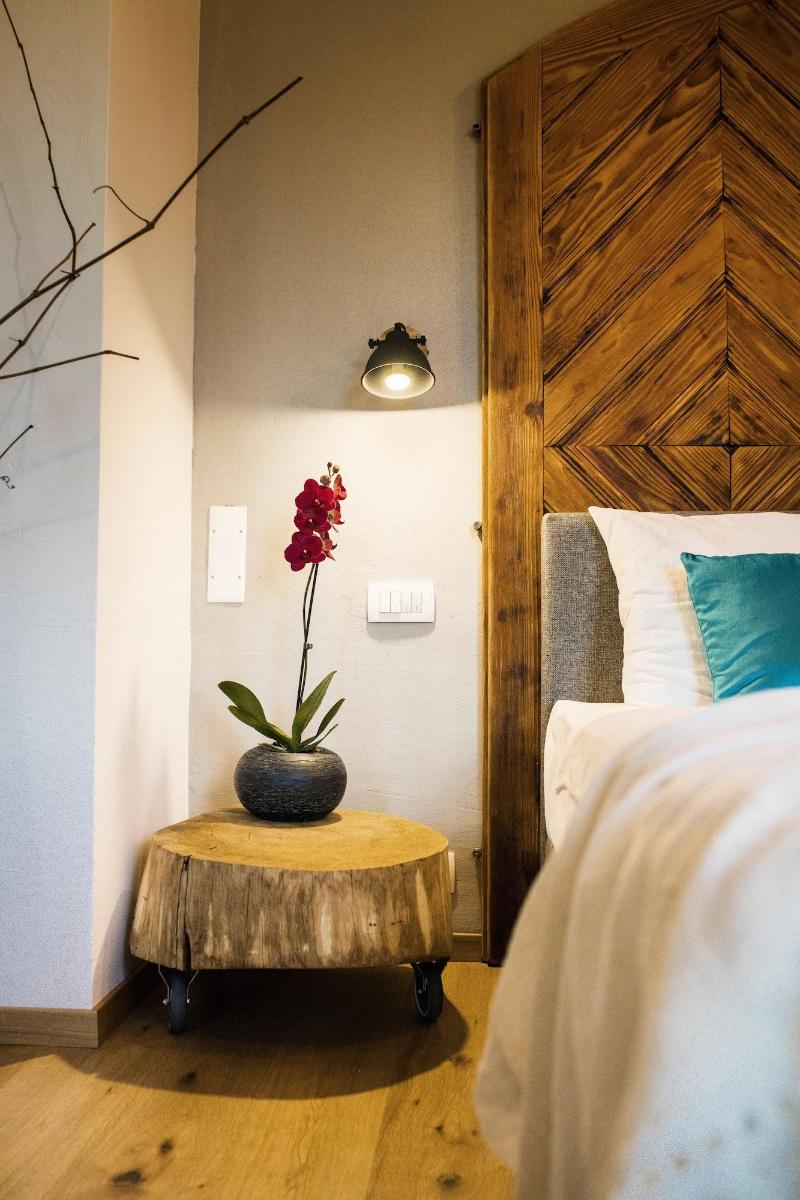 Hotel Pok image