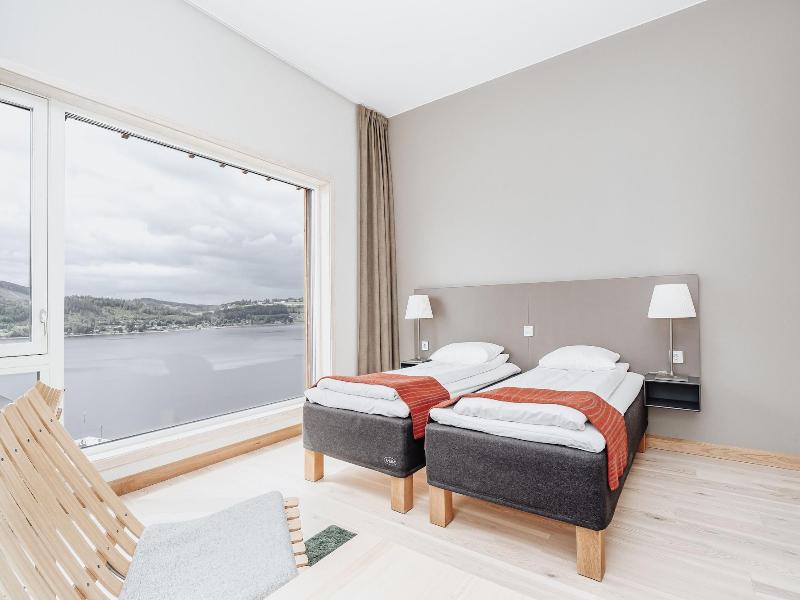 Wood Hotel - Frich's Hotel & Spiseri image