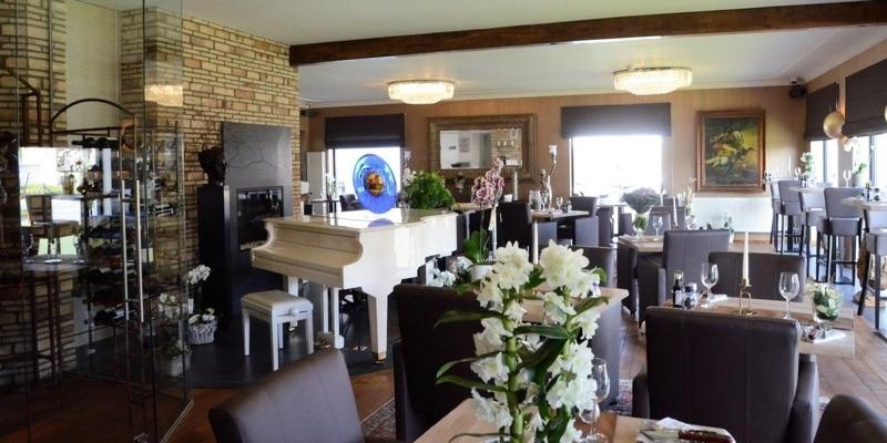 Hotel Monte Cristo image
