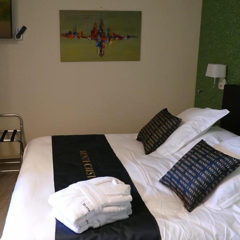 Hotel Monte Cristo image