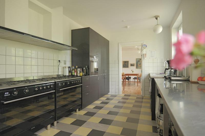 Huset I Hejls image