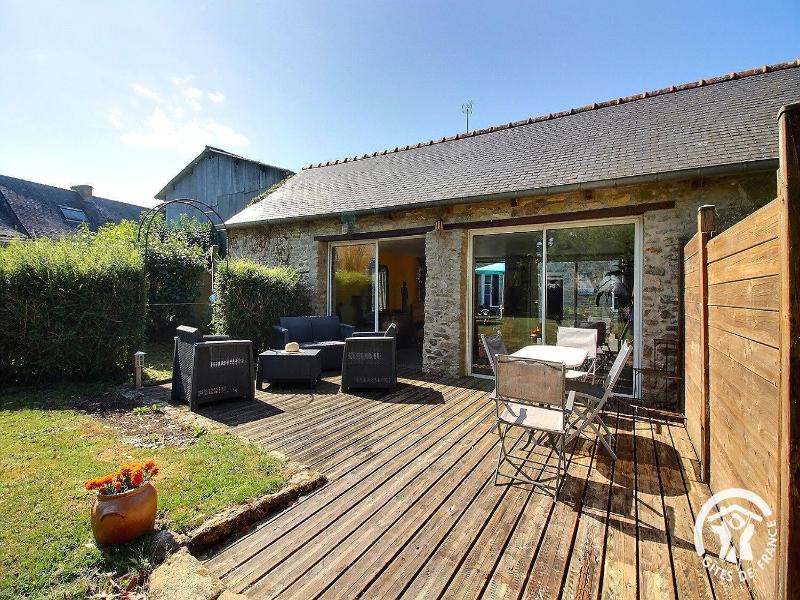 Le Clos Des Hortensias image