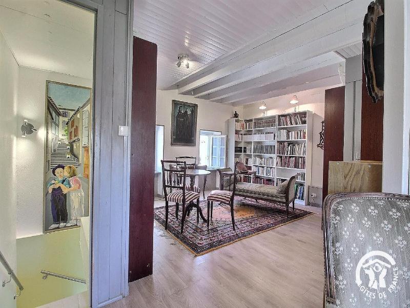 Le Clos Des Hortensias image