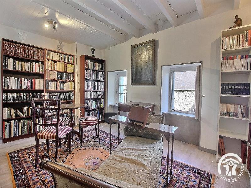 Le Clos Des Hortensias image