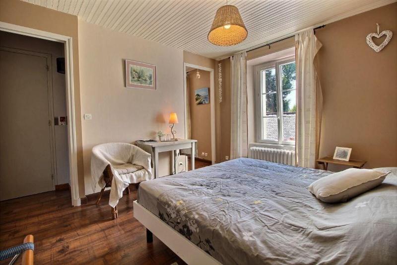 Le Clos Des Hortensias image