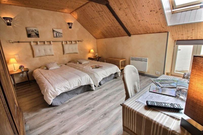 Le Clos Des Hortensias image