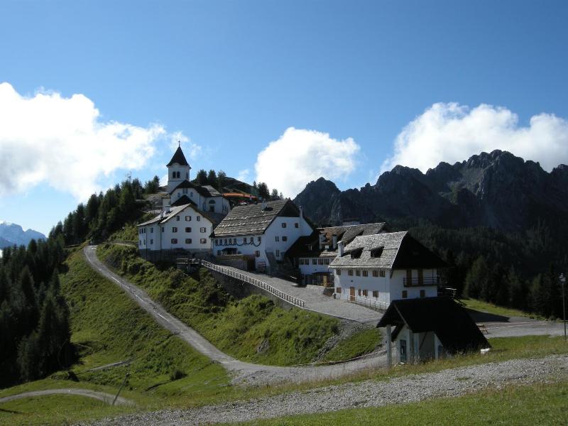 Hotel La Baita image