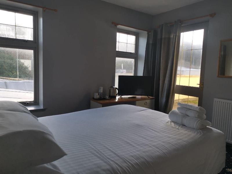 Marine Hotel image
