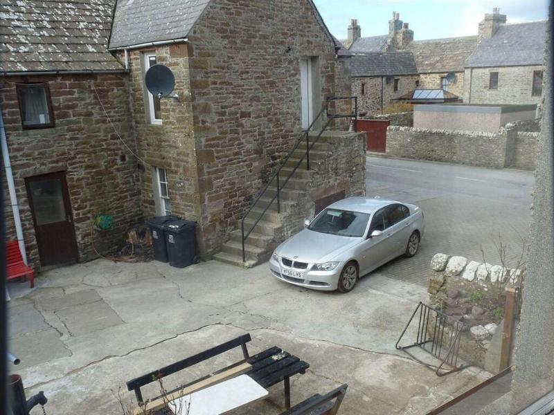 Murray Arms Hotel image