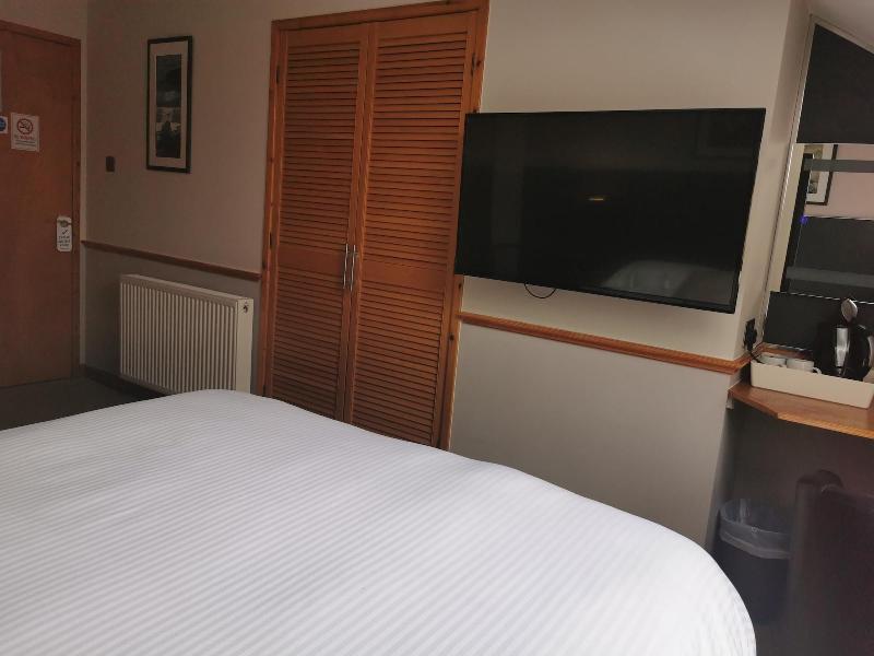 Murray Arms Hotel image