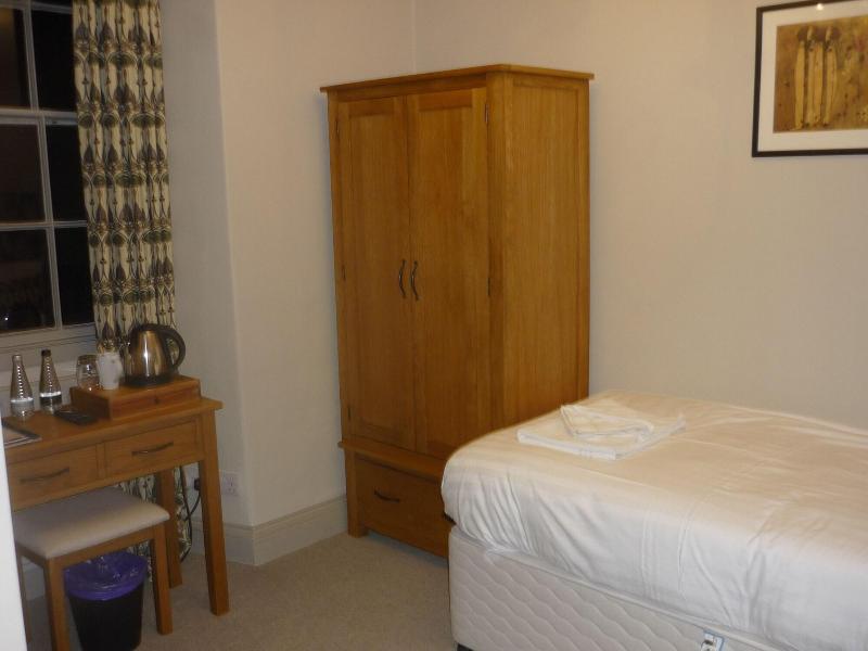 Old Kings Head image