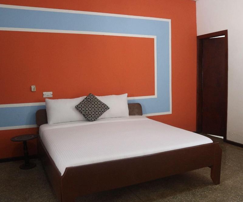 Tills Beach Hotel image