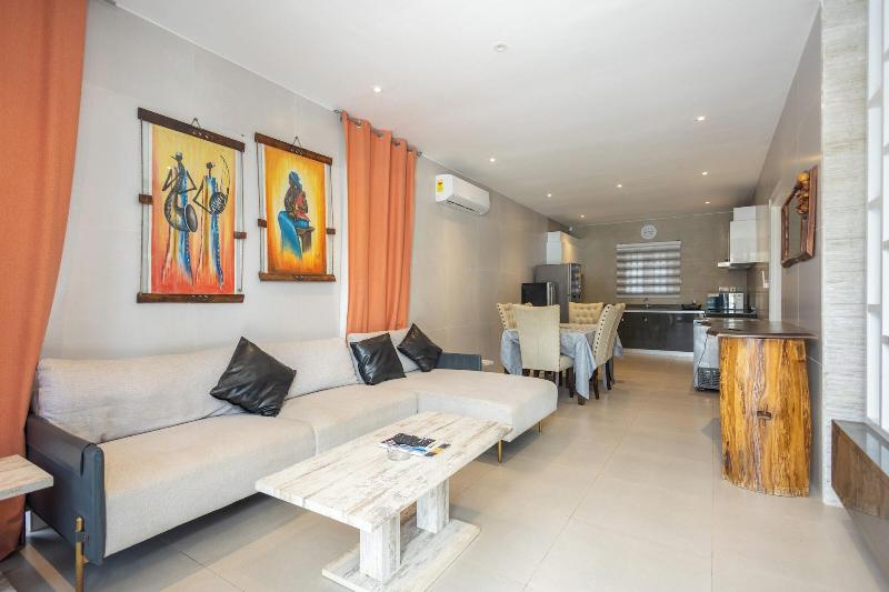 Tills Beach Hotel image