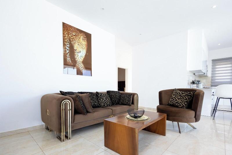 Tills Beach Hotel image