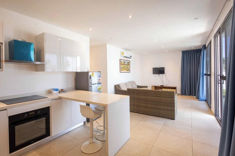 Tills Beach Hotel image
