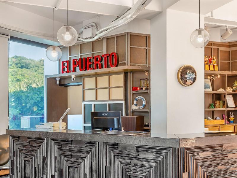 El Puerto Hotel image