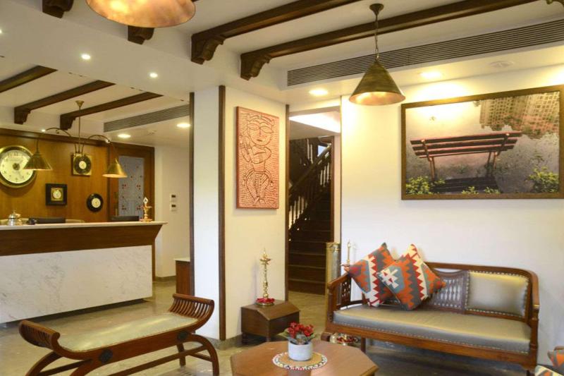 Comfort Inn Emerald image