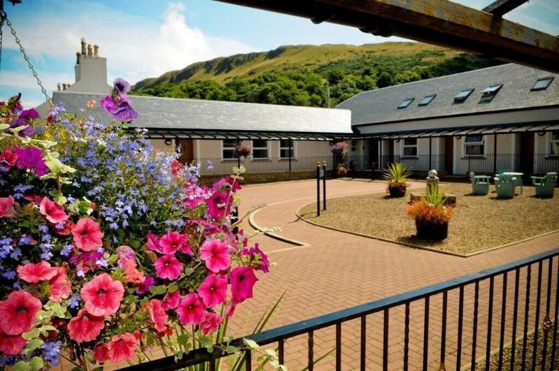 Woodland Bay Hotel image