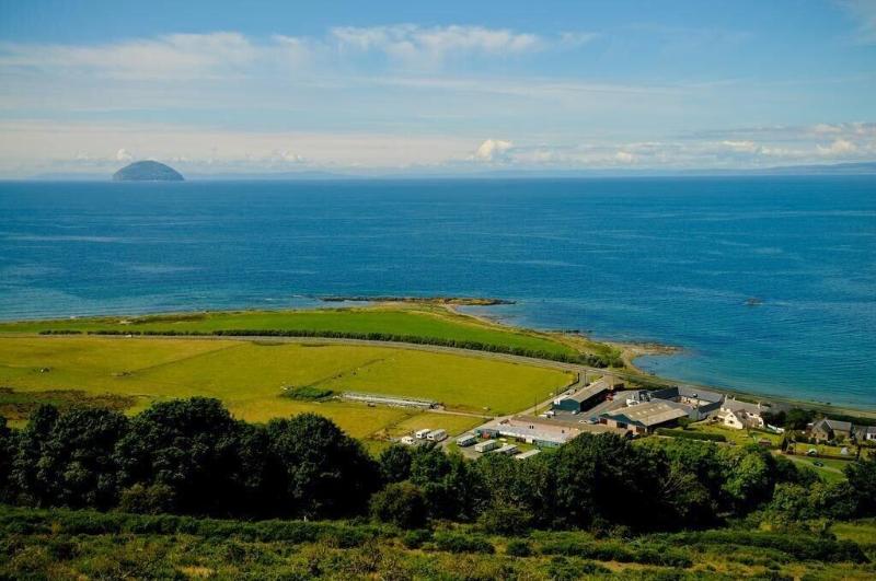 Woodland Bay Hotel image