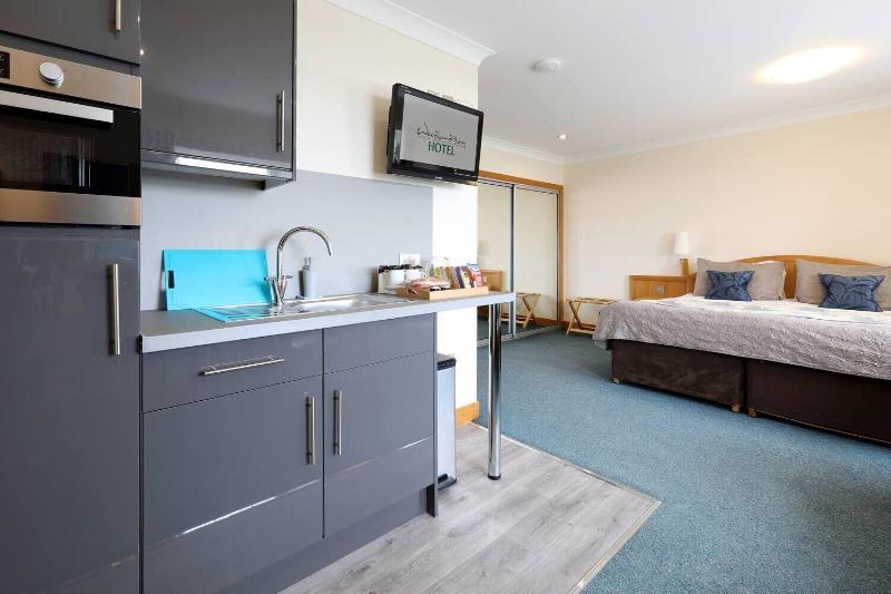 Woodland Bay Hotel image
