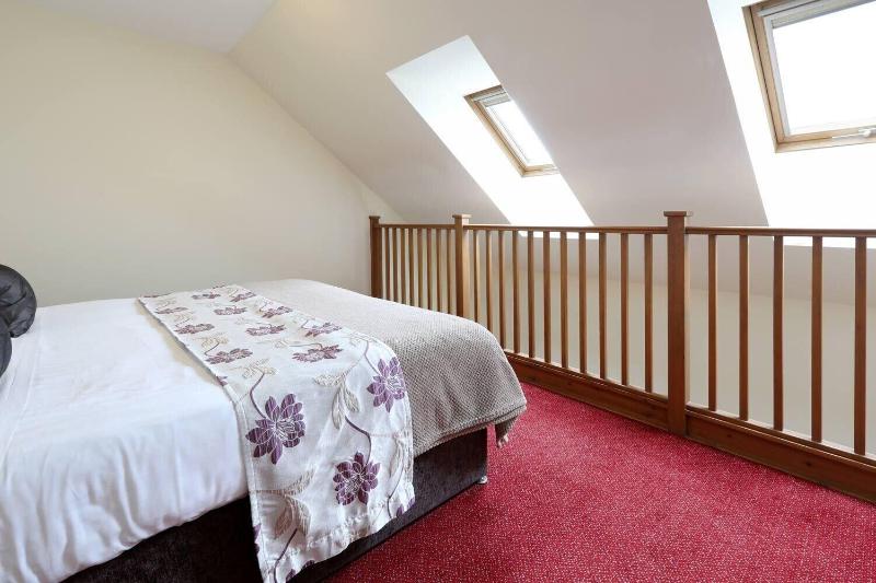Woodland Bay Hotel image