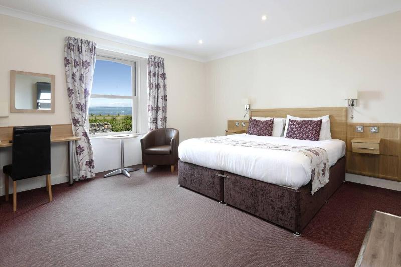 Woodland Bay Hotel image