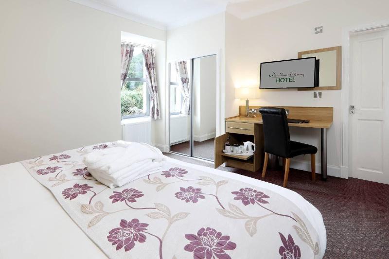 Woodland Bay Hotel image