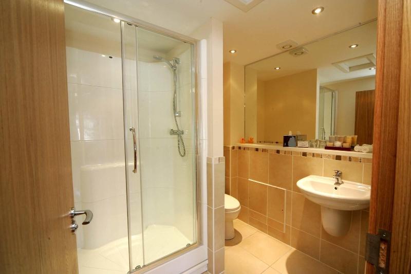 Woodland Bay Hotel image