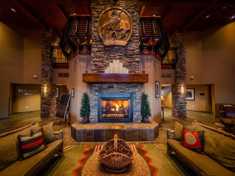 Lodge At Feather Falls Casino
