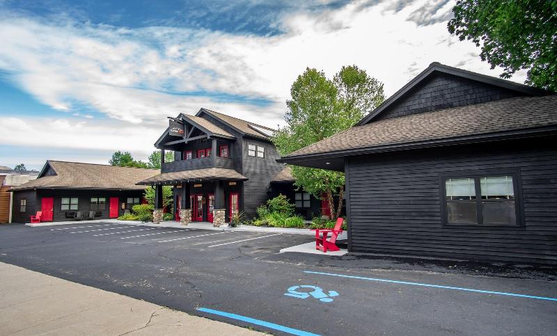 The Alpine Lodge image