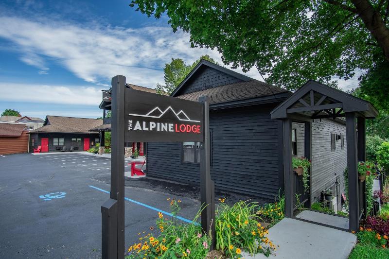 The Alpine Lodge image