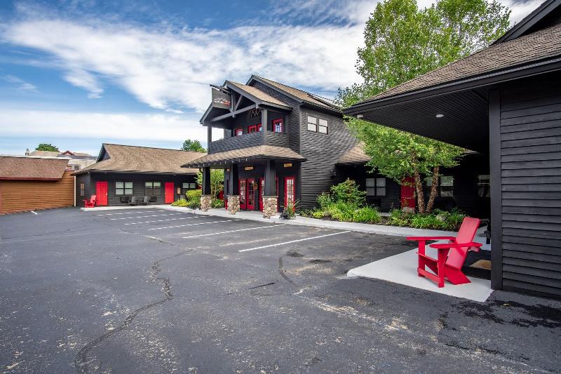 The Alpine Lodge image