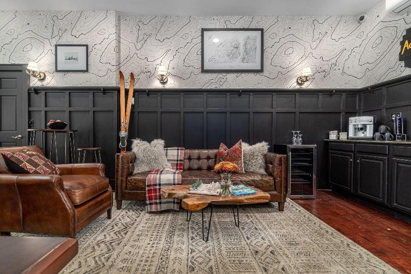 The Alpine Lodge image
