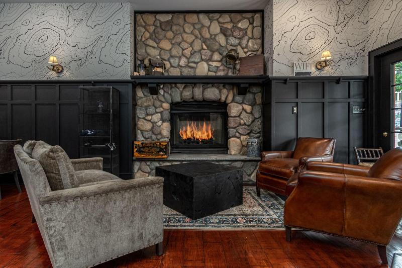 The Alpine Lodge image