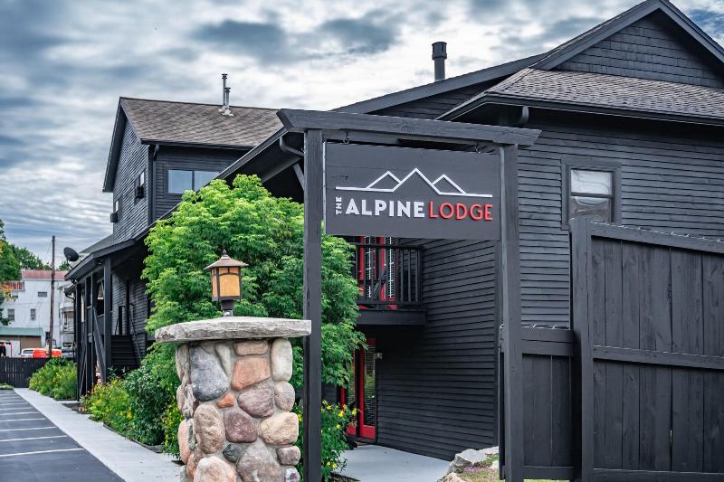 The Alpine Lodge image