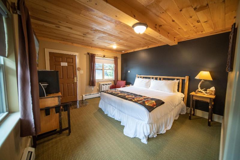 The Alpine Lodge image