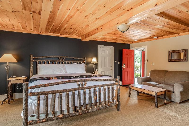 The Alpine Lodge image