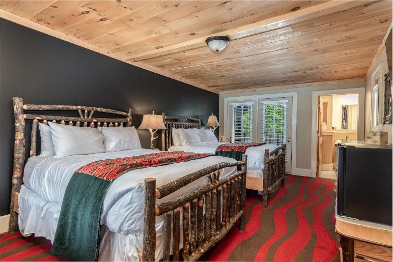 The Alpine Lodge image