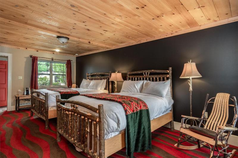 The Alpine Lodge image