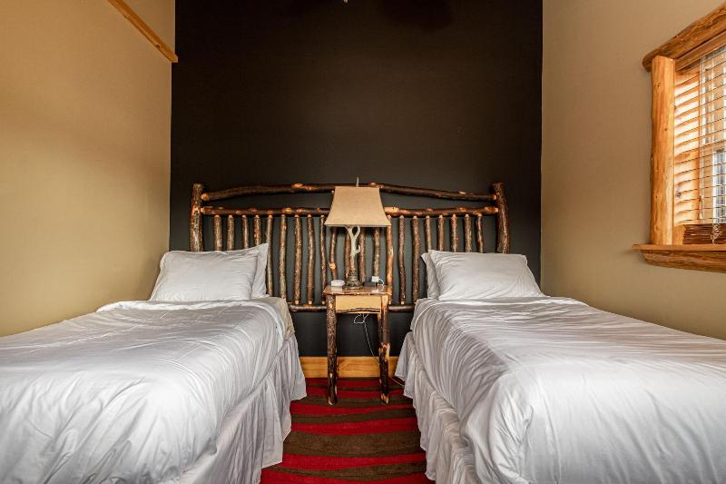 The Alpine Lodge image