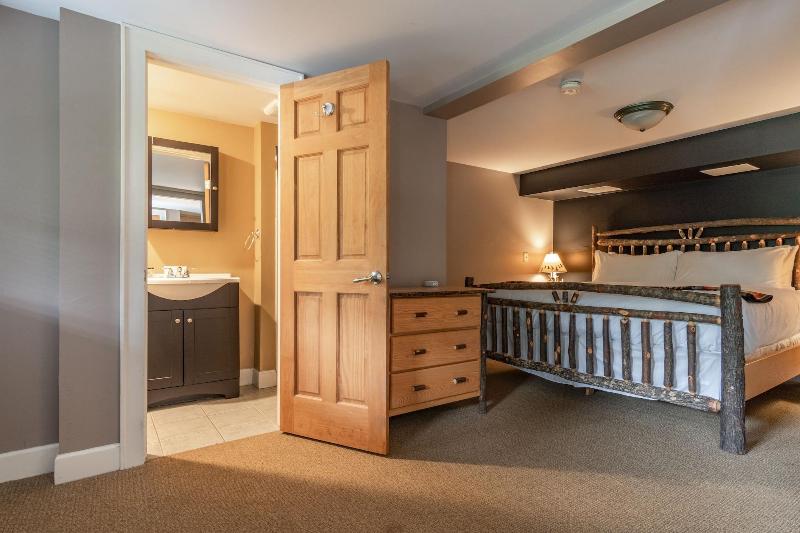 The Alpine Lodge image
