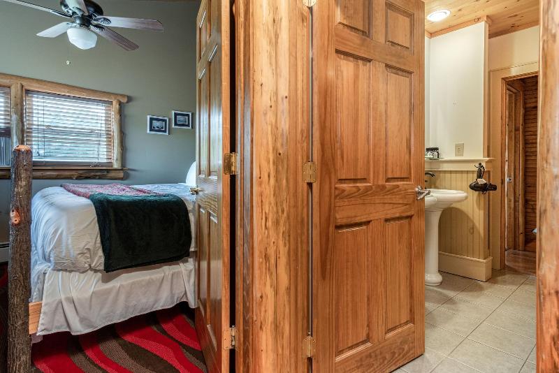 The Alpine Lodge image